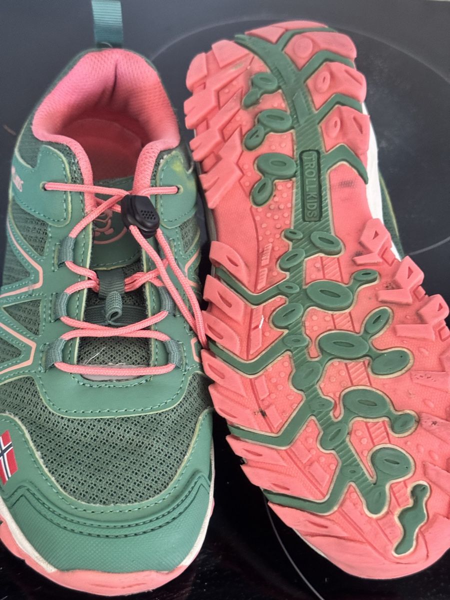 Scarpe per ragazze: Trekking Schuh 34 – Usato da Schlieren venduto da Fam.Baumi 2