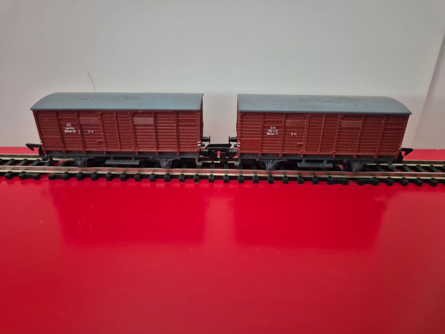 Trains électriques: Spur N 2 Güterwagen – D'occasion à Glattfelden par ehschenker