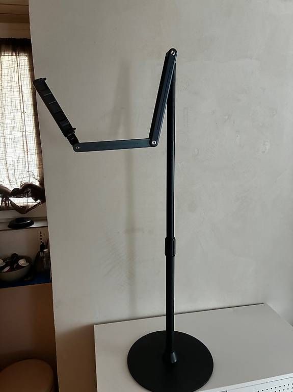 Autres décorations & accessoires: Support tablette Jangebot – D'occasion à Montagny-Yverdon par ced_cgl7
