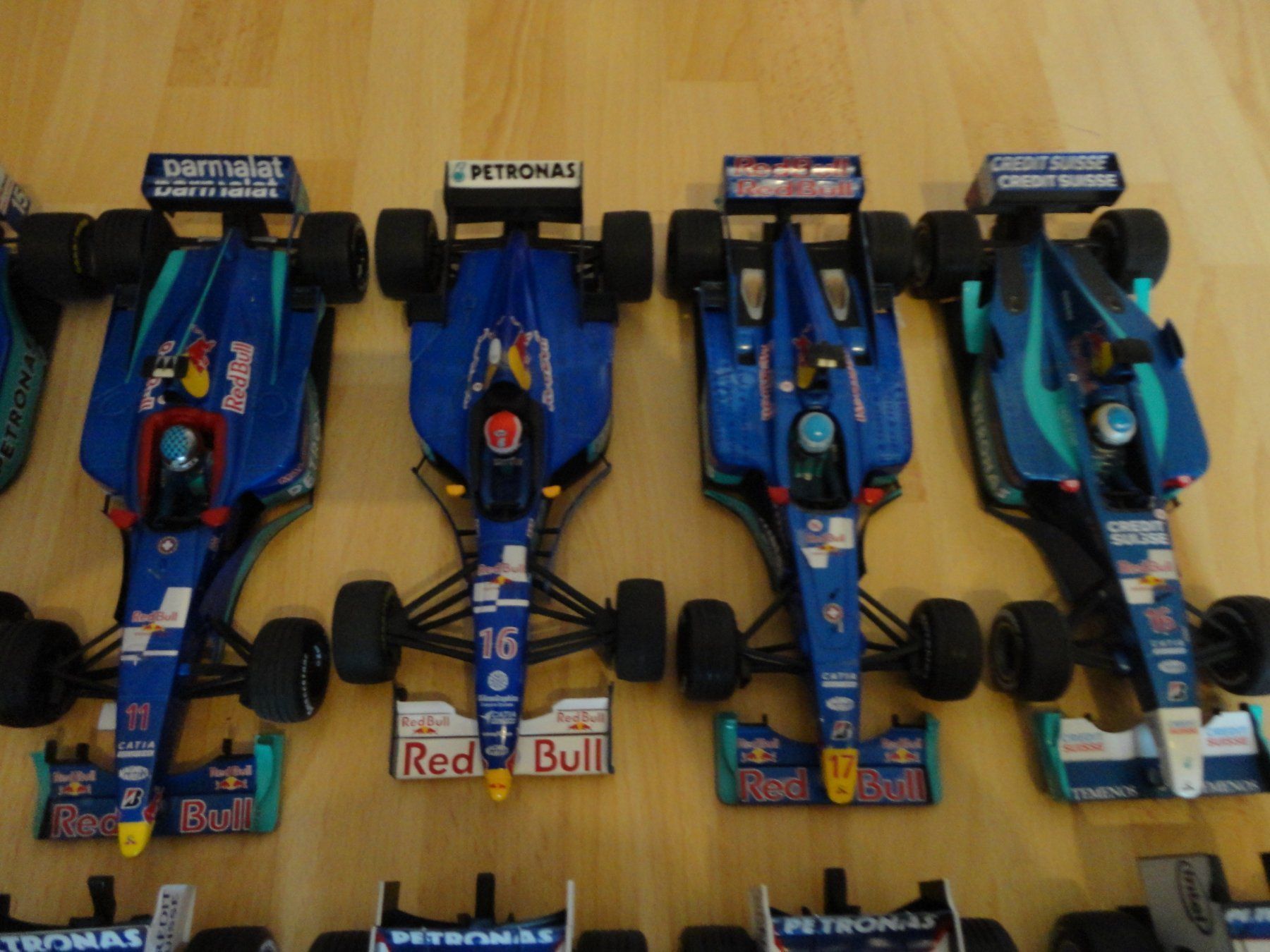 Minichamps Modellautos: Sauber Formel 1 Sammlung (1:18) – Gebraucht aus Villmergen von Venusmond 3