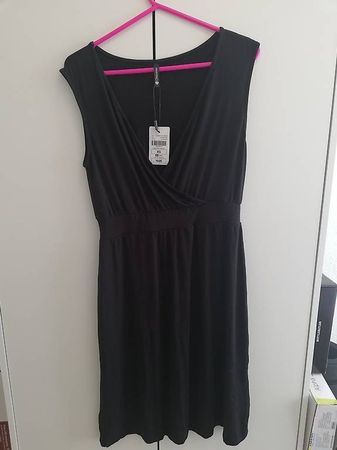 Schwarzes Sommerkleid Grösse XS 34 neu ungetragen 👗