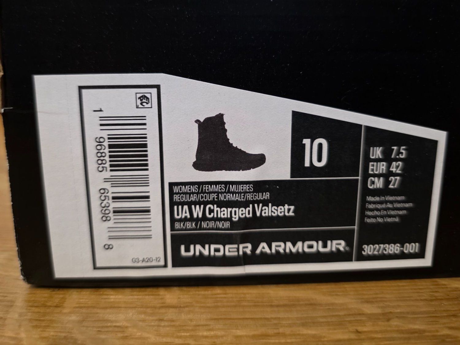 Under Armour Damenschuhe: Under Armour Valsetz Tactical Boots, Schwarz, Gr. 42 – Gebraucht aus Bern von KavIndustries 2