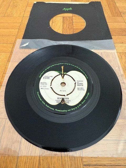 Schallplatten: Beatles 1968 hey jude (7'' 1st issue) – Gebraucht aus Territet von Yvanz 1