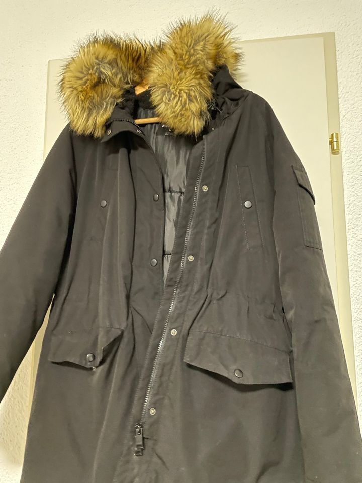 Giacche: Damen Schwarzewinterjacke L – Usato da Tägerwilen venduto da makcode09