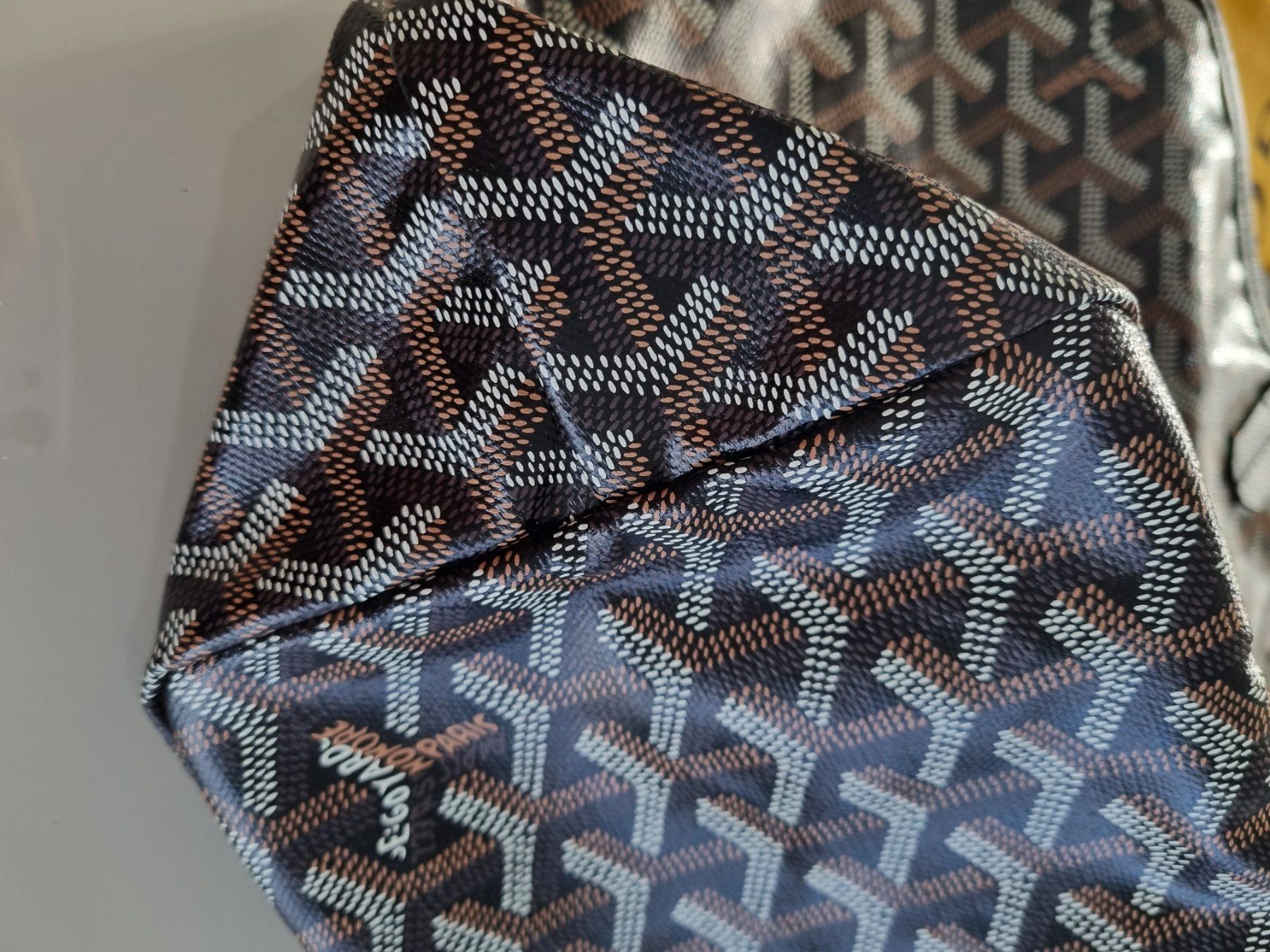 Goyard Borse da donna: Goyard Saint Louis PM in black – Usato da Oberrohrdorf venduto da RosePourpre 3