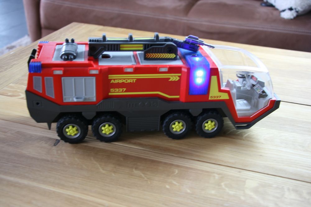 PLAYMOBIL 71371 Airport Fire Truck With Light & Sound - Adventure Toy For Kids 5+ - View #11