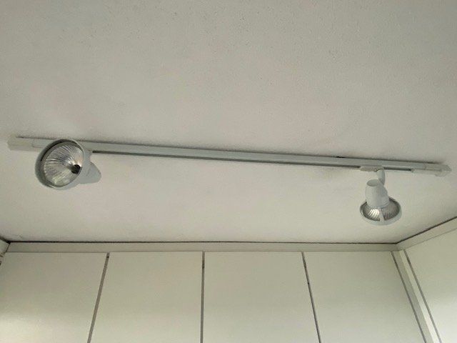Zumtobel Lampadari & plafoniere: Deckenspot Beleuchtung Schienensystem 230V – Usato da Pfaffhausen venduto da stepober