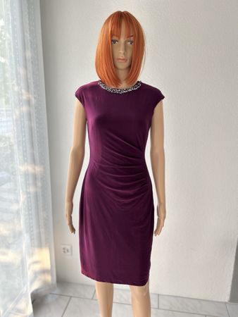 Lauren Ralph Lauren dress size 4 purple mbellished neckline