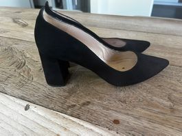 Schwarze Unisa Pumps