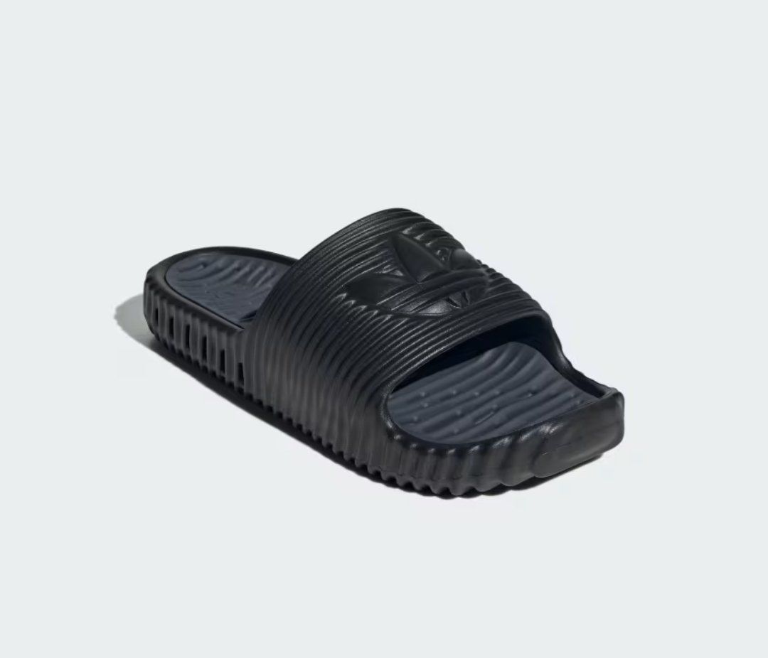 Adidas Scarpe da uomo: Neue Adiletten Adidas Originalverpackt – Nuovo e nell'imballaggio originale da Dietikon venduto da Sunriseplace1010