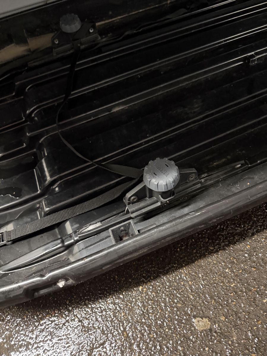 Thule Box da tetto: Thule Dachbox  – Usato da Dietikon venduto da ermfam9 4