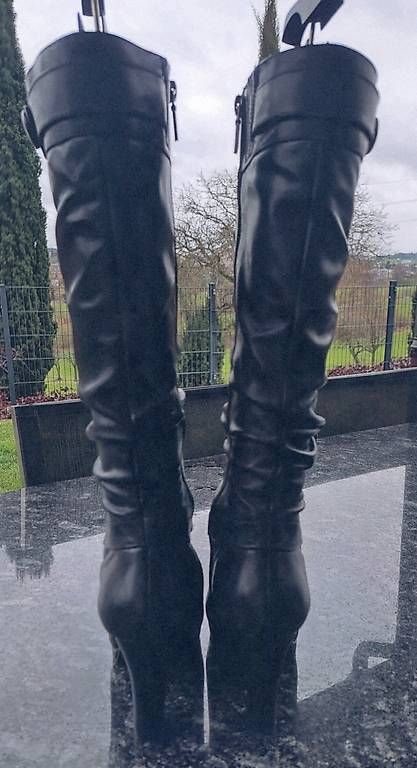 Scarpe da donna: Echtleder Stiefel 5TH AVENUE Gr.40 – Usato da Hefenhofen venduto da monreich123 1