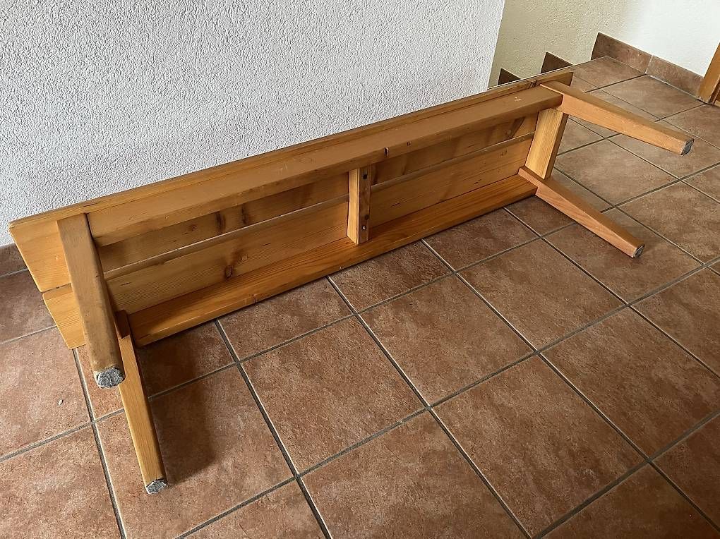 Bancs: Massiver Sitzbank – D'occasion à Büren an der Aare par tadowa 2