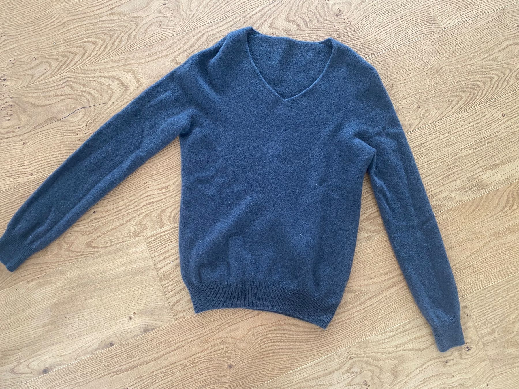 Maglioni & Felpe: Schlichter Wollpullover dunkelgrau S – Usato da Trachslau venduto da M_Schmid81
