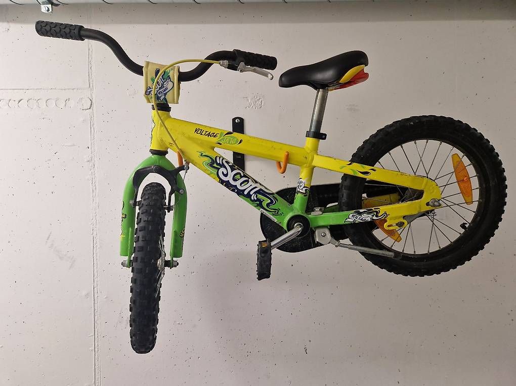 Biciclette: Vélo VTT SCOTT en bon état – Usato da Villars-sur-Glâne venduto da Agnie80