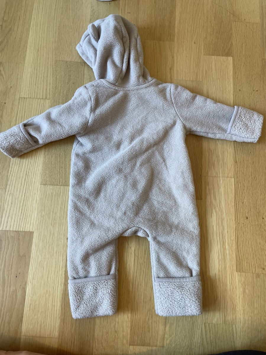 H&M Babyanzüge: Fleece Anzug Baby 56 – Gebraucht aus Zürich von Circularrocks 2