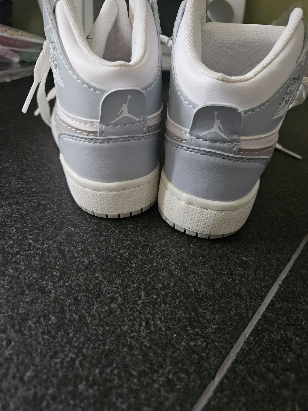Nike Schuhe für Jungen: Nike Schuhe – Neu (gemäss Beschreibung) aus Ennetbürgen von LebuniaNW 2