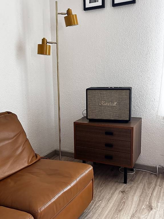 Comodini: Mid Century Nightstand / Drawer – Usato da Bertschikon Gossau venduto da glorious-vintage