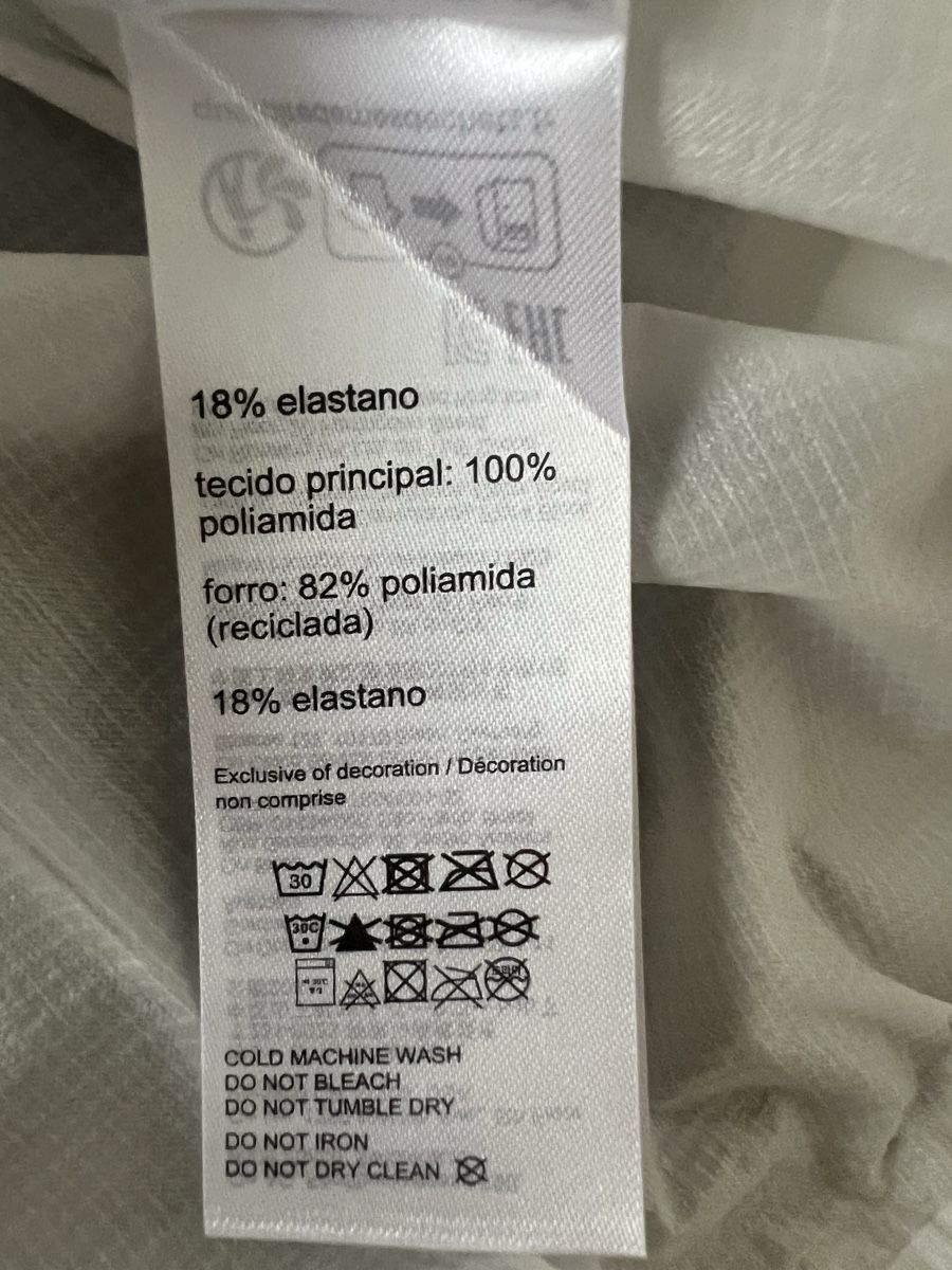 Jacken: On Windjacke – Neu und originalverpackt aus Zürich von caro.ha. 9