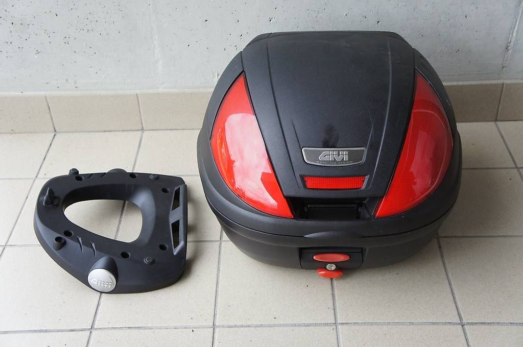 Topcases: GIVI Monolock E370 – D'occasion à Ollon VD par polopan