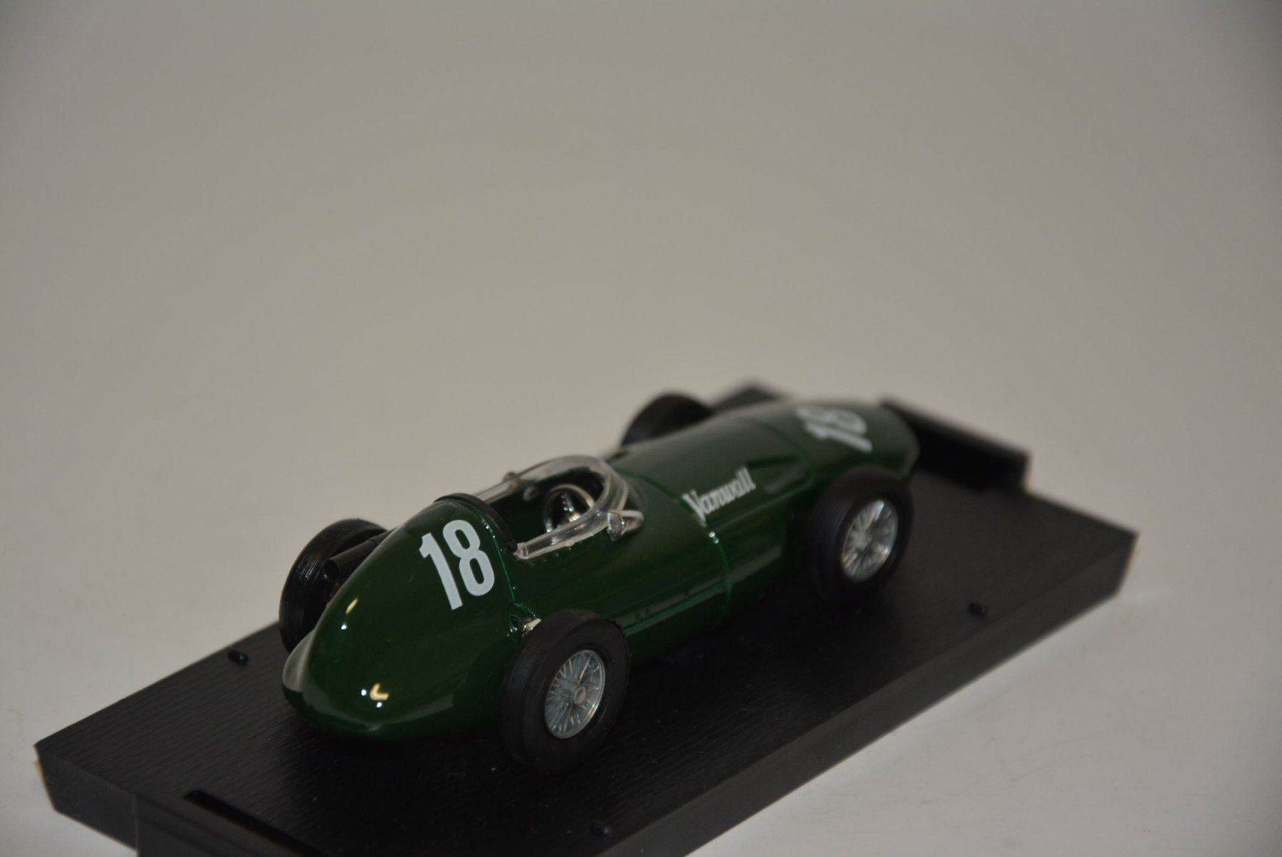 Modellautos: Vanwall F1 HP 285 1957 , Brumm , 1:43 – Neu und originalverpackt aus Goldach von Feivel9 6