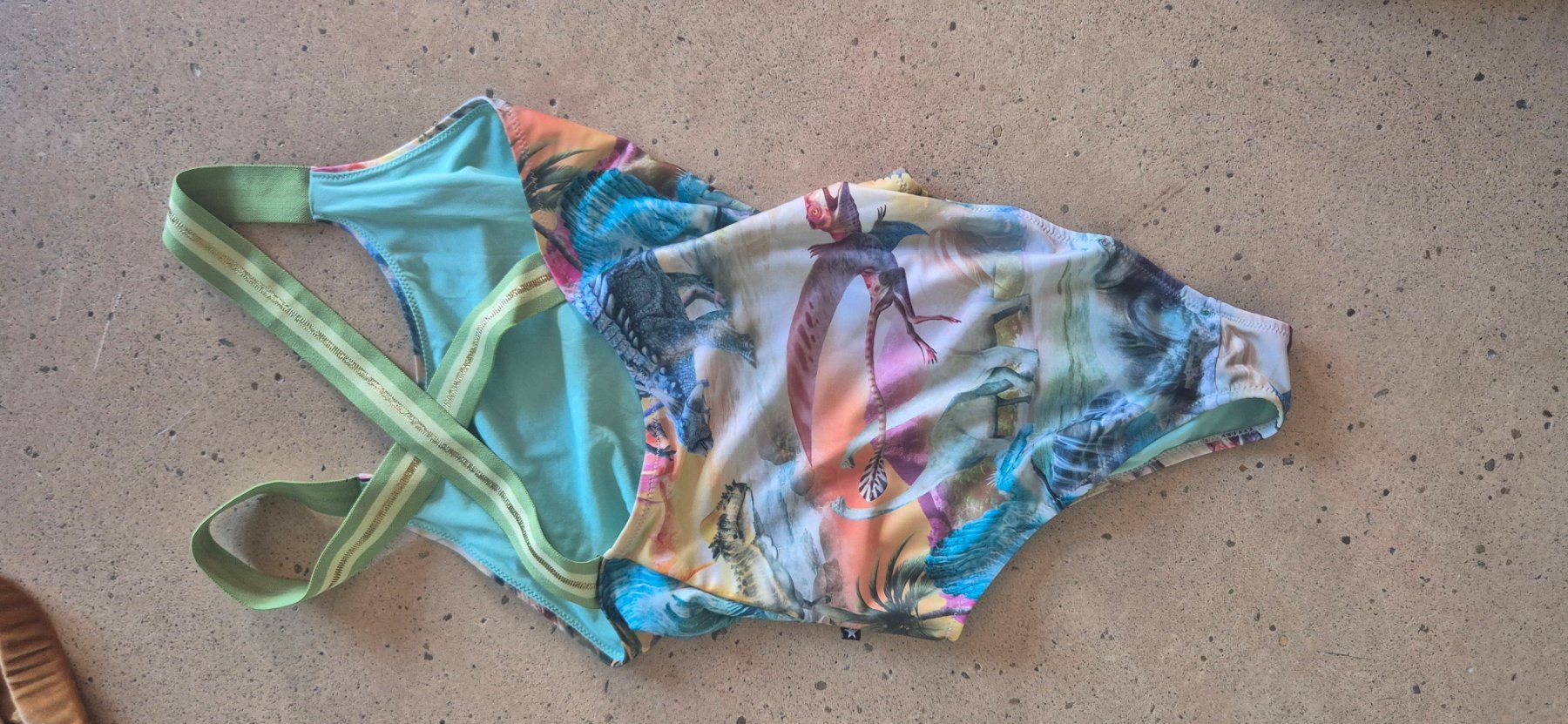Badekleider & Bikinis: Molo Badeanzug Dinosaurier  152 – Gebraucht aus Winterthur von Arnie01 1