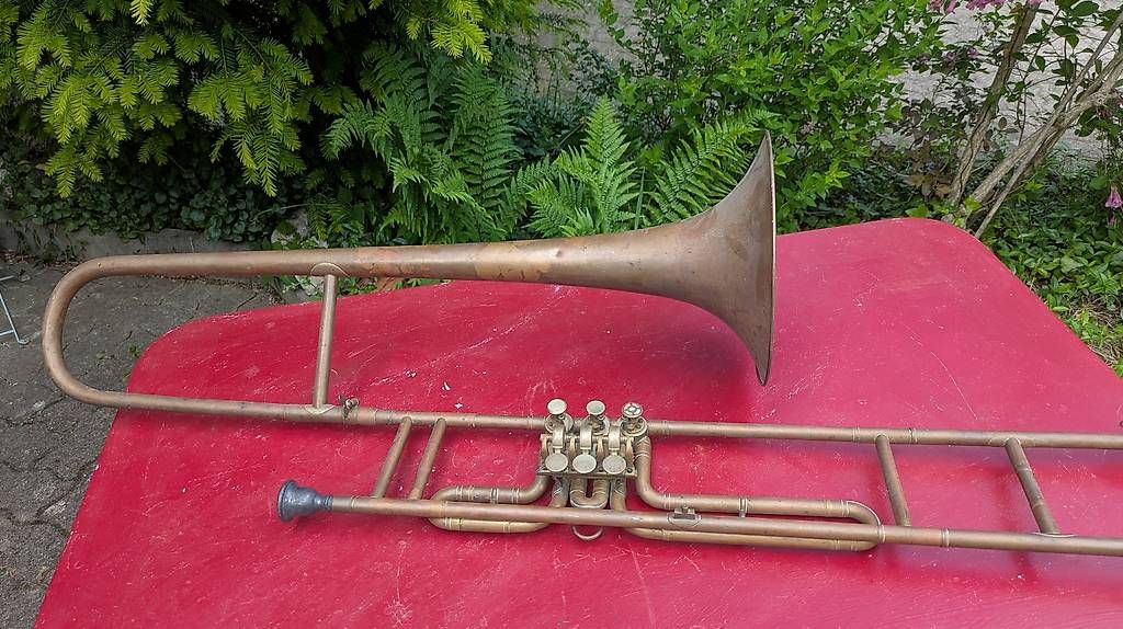 Strumenti musicali: Ventilzugposaune – Usato da Sursee venduto da Buholz0 1
