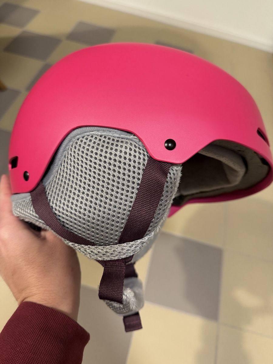 Giro Caschi: Helmet Madchen Giro Grue M 55,5-59 – Usato da Uitikon Waldegg venduto da lin_bth8