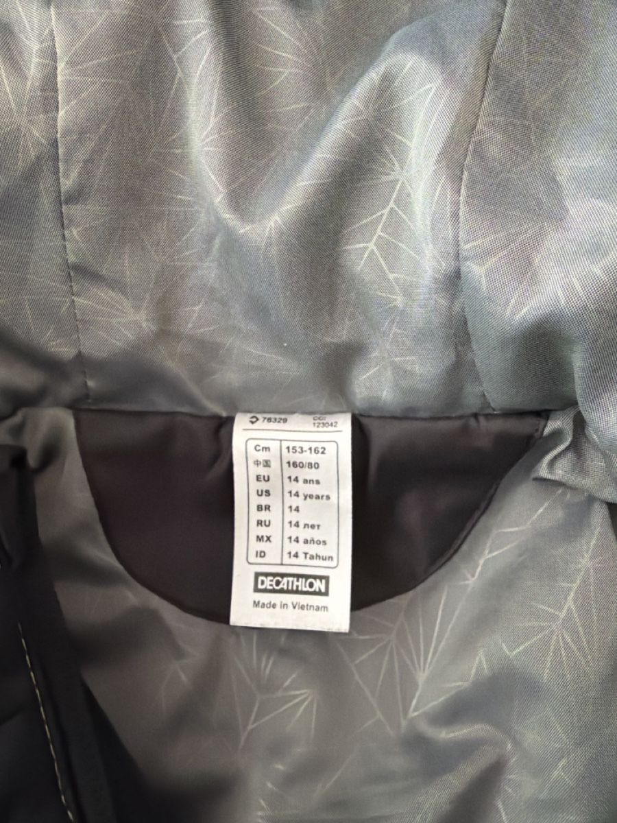 Decathlon Jacken: Veste mi-saison Quechua 14 ans – Gebraucht aus Marin-Epagnier von hibiscus26 2