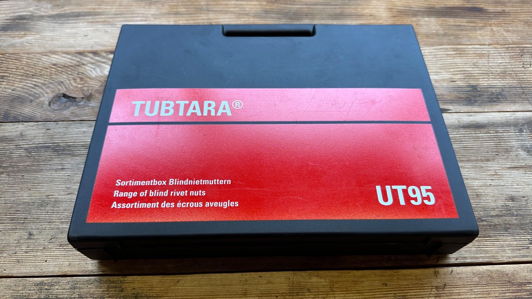 Tubtara Tutti gli attrezzi: Blindnietmuttern-Sortimente TUBTARA UT-95 – Usato da Heimisbach venduto da inf_qf26