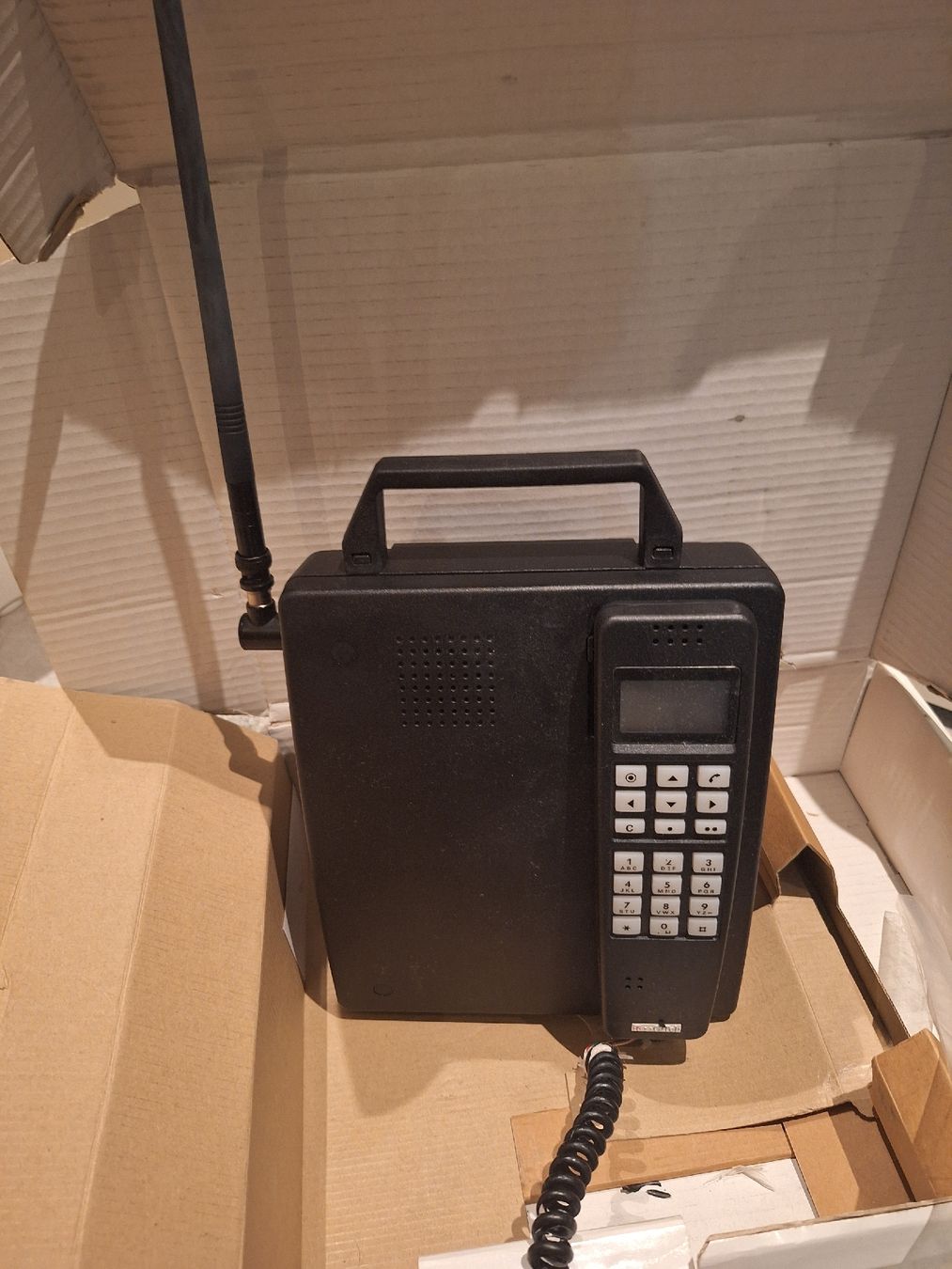 Siemens Telefoni: Autotelefon – Usato da Lengnau AG venduto da hom_cs5y 2
