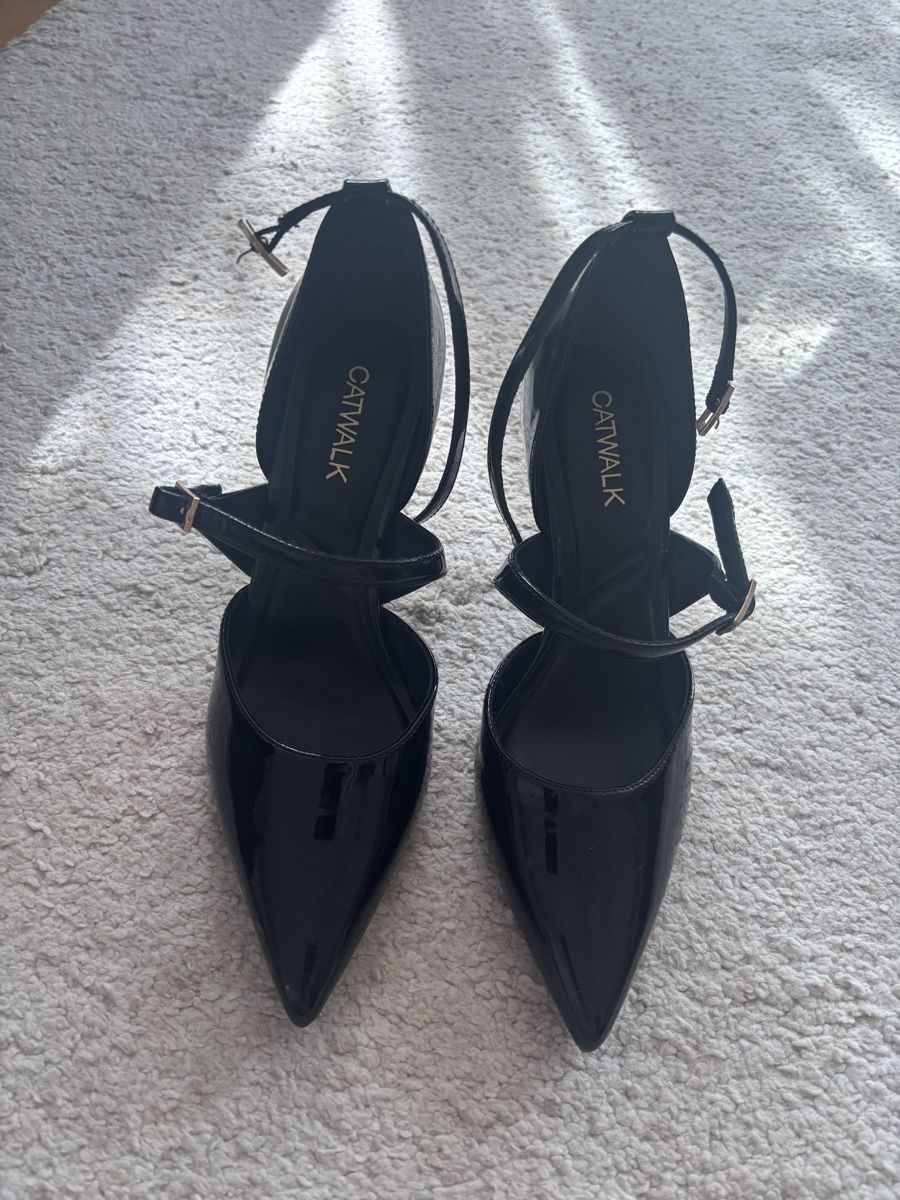 Scarpe da donna: Pumps high heels Gr.37 – Usato da Winterthur venduto da Bilure