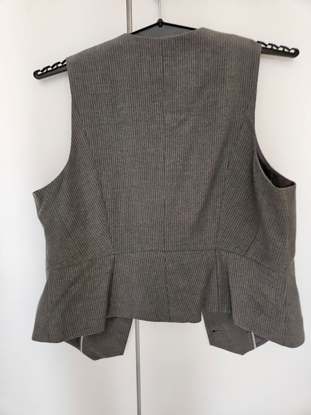 Orsay Gilet & Giacche senza maniche: Gilet – Usato da Chavannes-près-Renens venduto da Trent2010 1