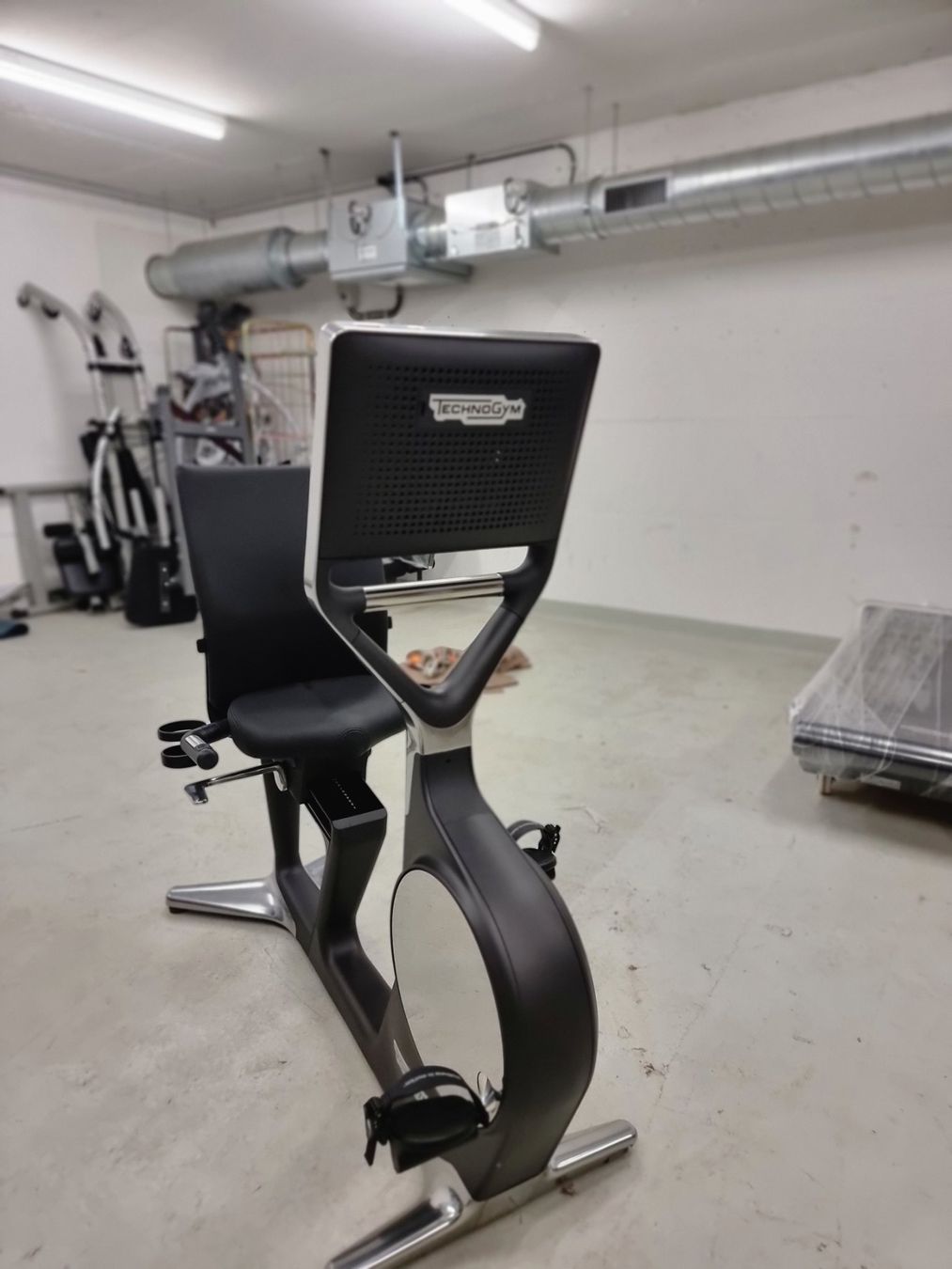 Technogym Hometrainer: Technogym Recline Personal Lieferung Gratis – Usato da Aarau venduto da Aboudx 4