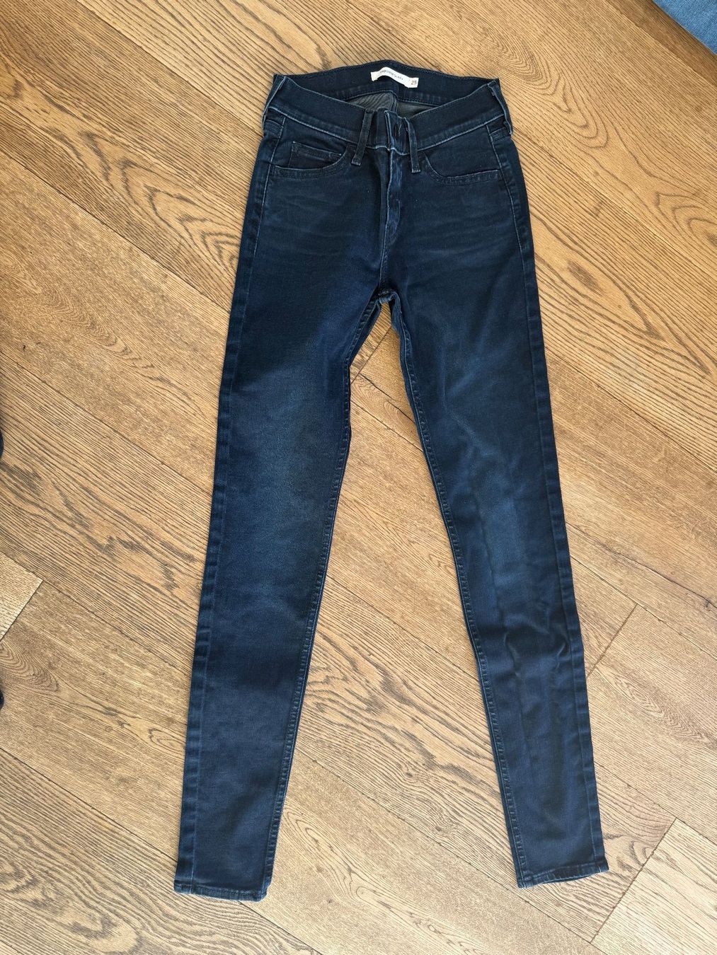 Jeans: Jeans, Levis //NEU// 25/30 – Usato da Stettfurt venduto da outlet72
