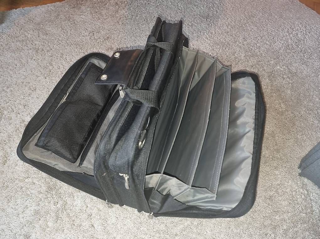 Borse: Laptop Tasche - Neuwertig – Usato da Horgen venduto da Nautilus_87 1
