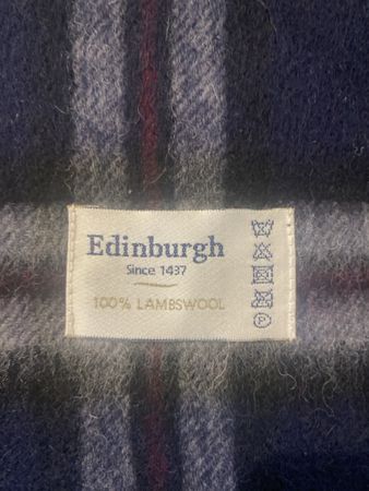 Edinburgh Lammwolle Schal, Dunkelblau Kariert, Warm!
