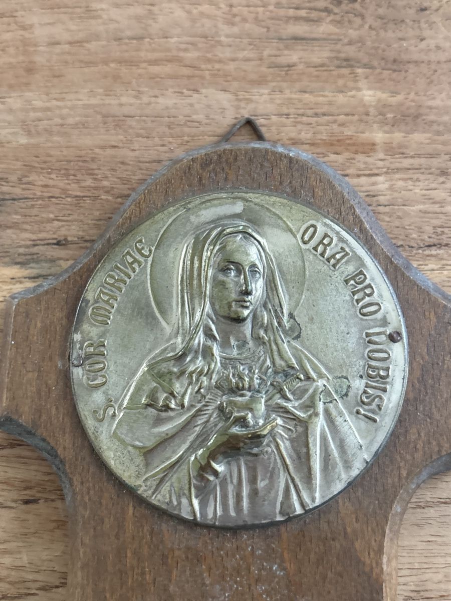 Statuette: Weihwassergeschirr alt  – Usato da Kriens venduto da Wundertuete17 5