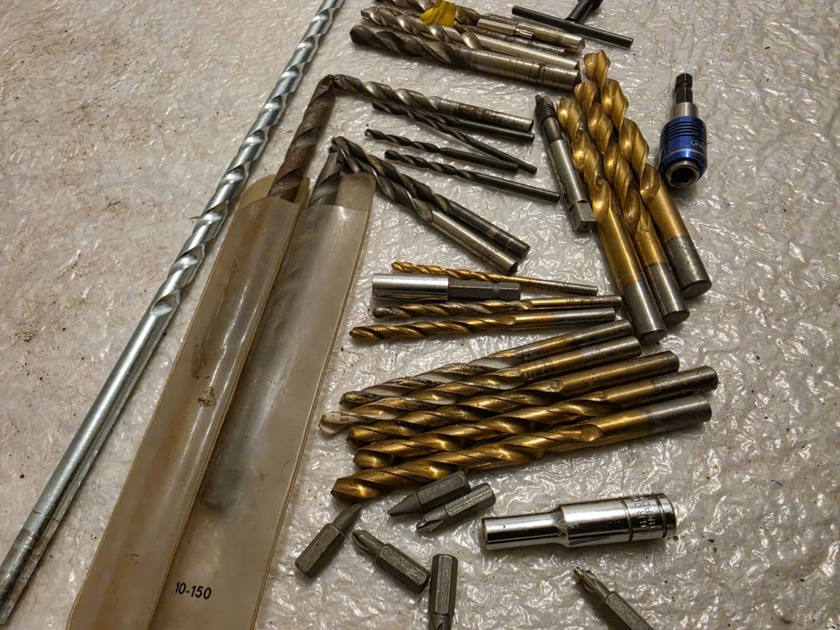 Perceuses: Bohrer Set Konvolut Metallbohrer Bits gebraucht</div> – D'occasion à Grenchen par Mary.J 2