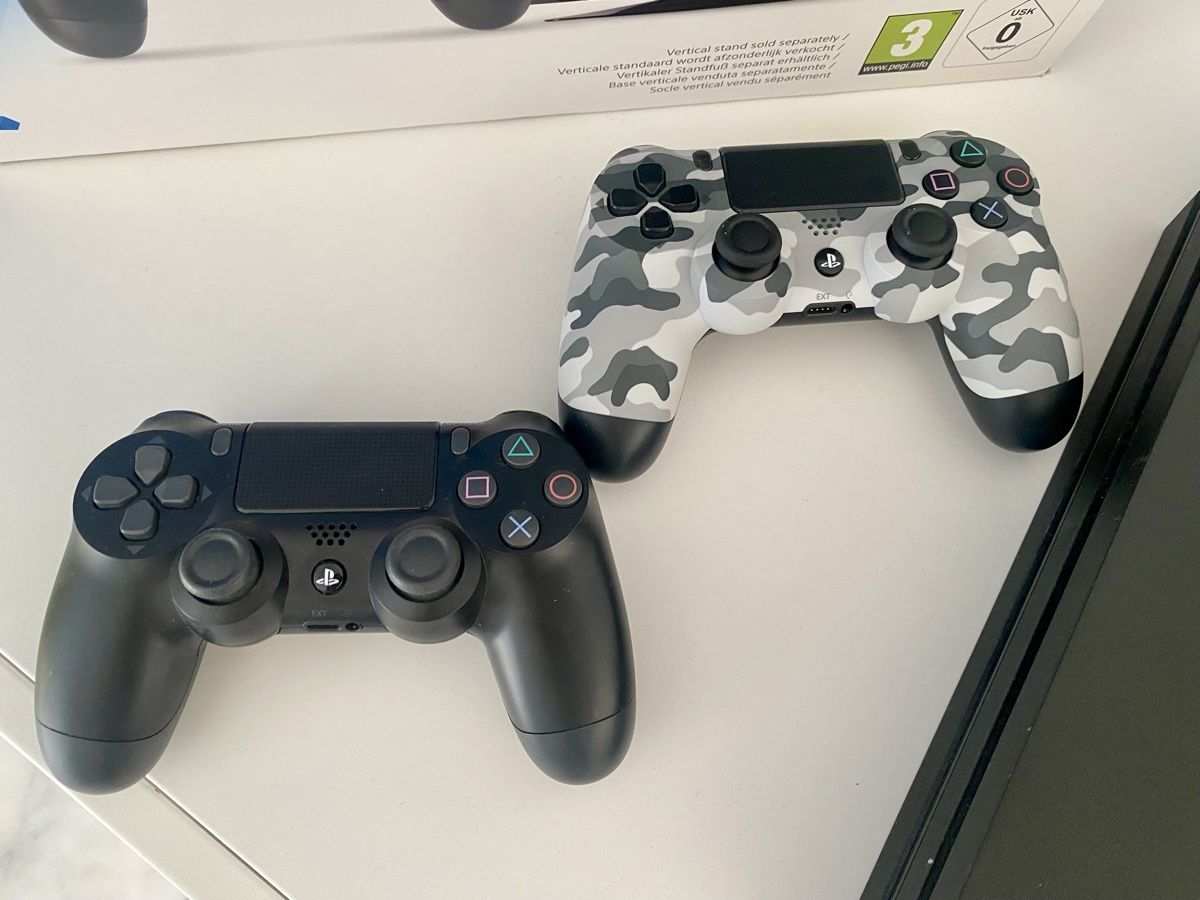 Sony Console: Sony PlayStation 4 Pro 1TB Konsole – Usato da Kemptthal venduto da Fabio911 1