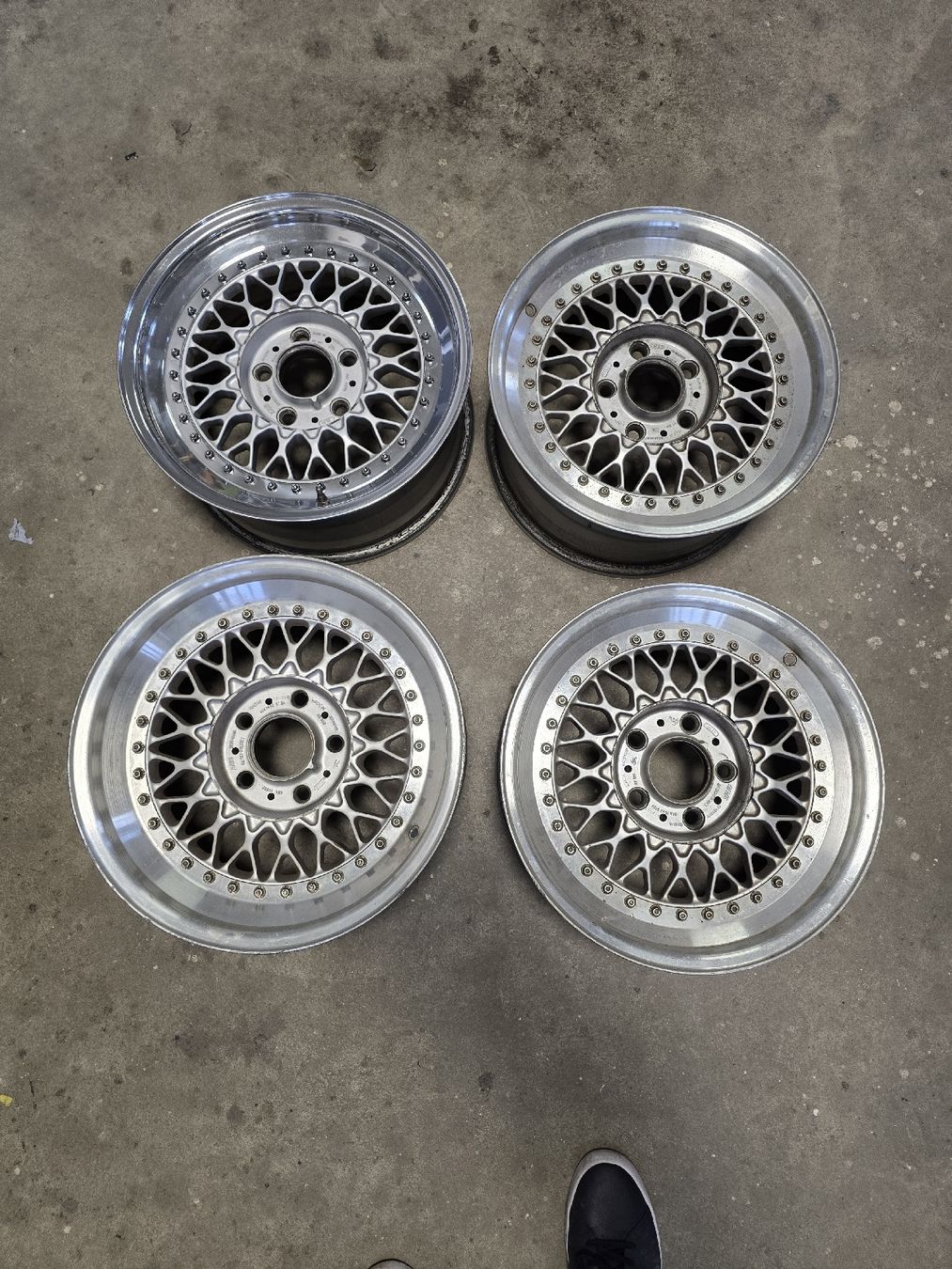 Bbs Cerchioni: BBS RS 022 und 061 5x120 BMW M3 E30 – Usato da Hettiswil venduto da Keeoll