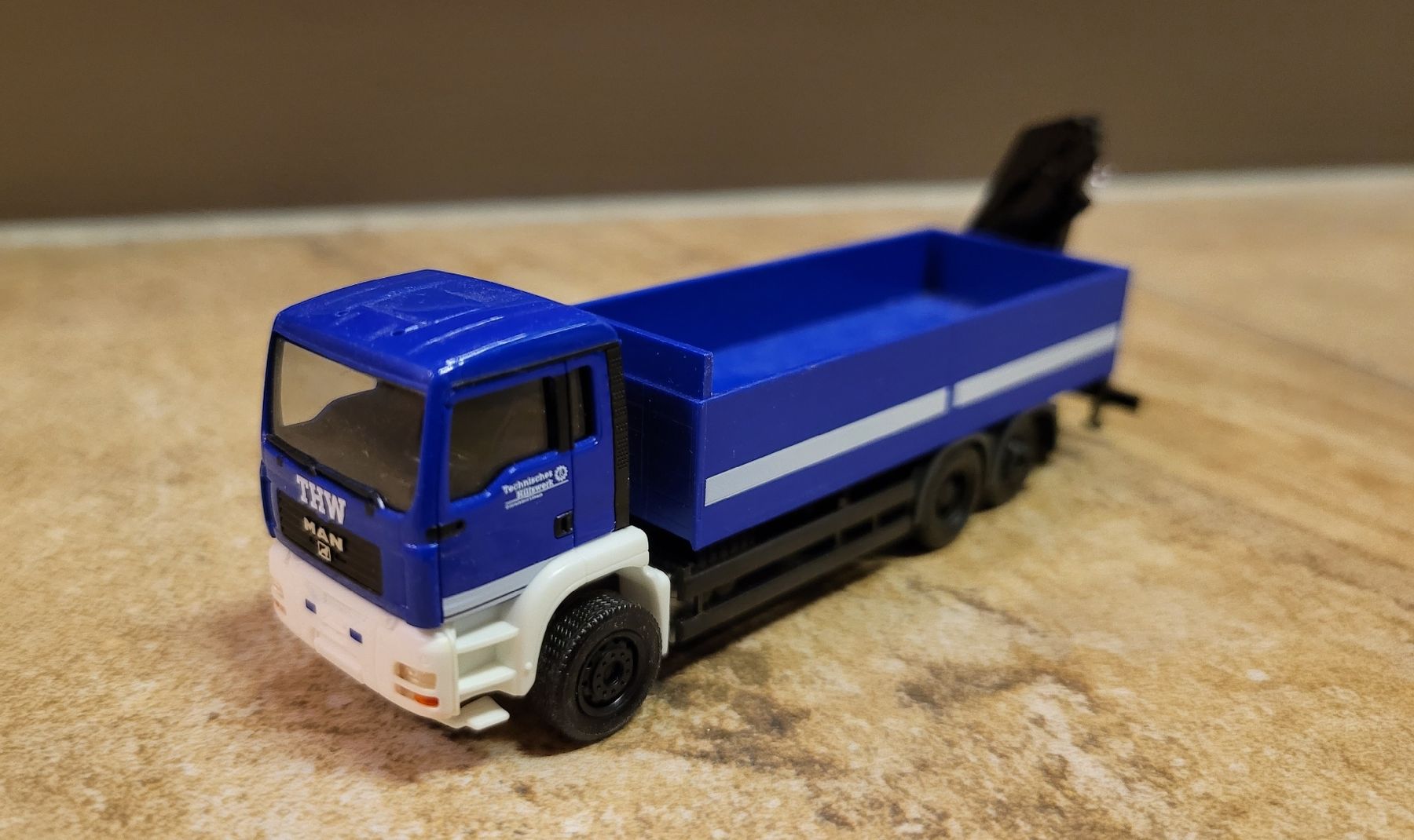 Herpa Kit di modellismo & Modellini statici: Herpa LKW's 1:87 – Usato da Hettiswil venduto da kuese85 4