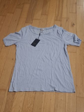 T-Shirt von Antonelle