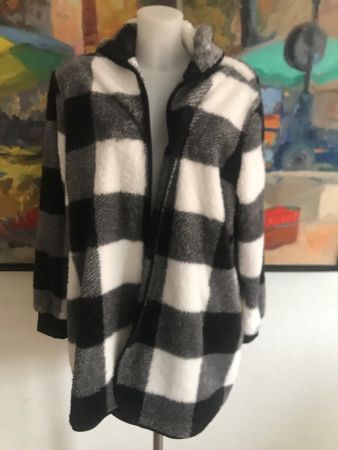 Kuscheliger Teddy-Fleece Mantel schwarz/weiss kariert Gr.XXL