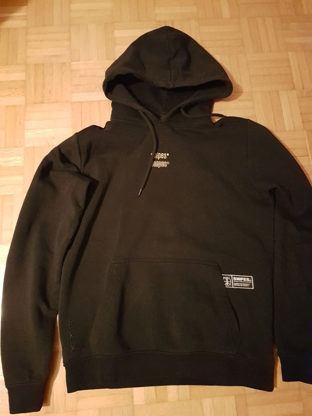 Snipes Maglioni & Felpe: Schwarzer Snipes-Hoodie, Gr. S – Usato da Basel venduto da tli_q6hs