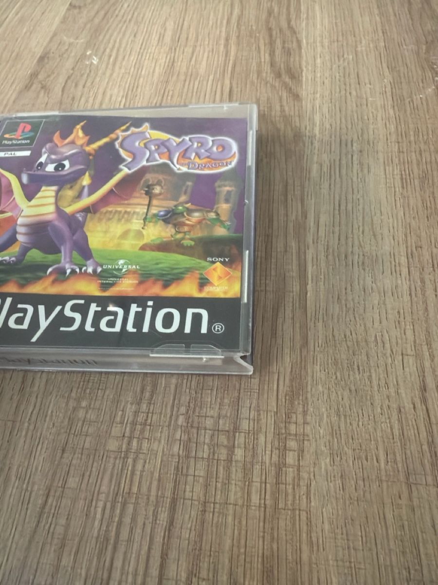 Giochi: Spyro The Dragon Ps1 – Usato da Hagendorn venduto da masterchieff 3