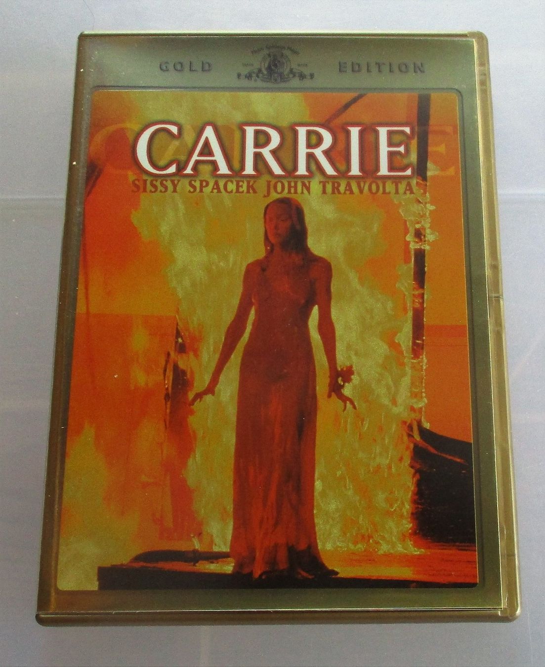 Tutti i DVDs: CARRIE - Sissy Spacek/John Travolta/Brian De Palma – Usato da Wattwil venduto da Muriel10