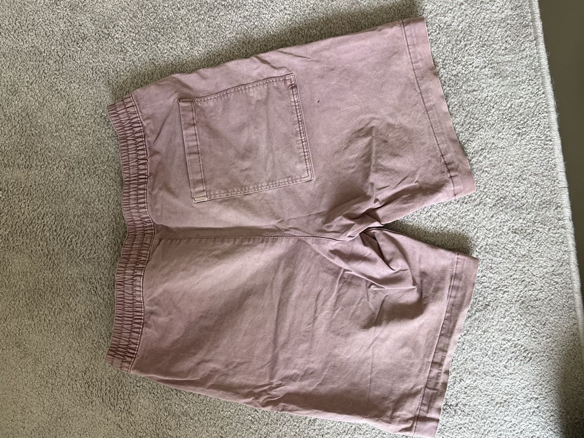 H&M Pantalons: Kurze Hose rosa – D'occasion à Zürich par ole_8rwr 1