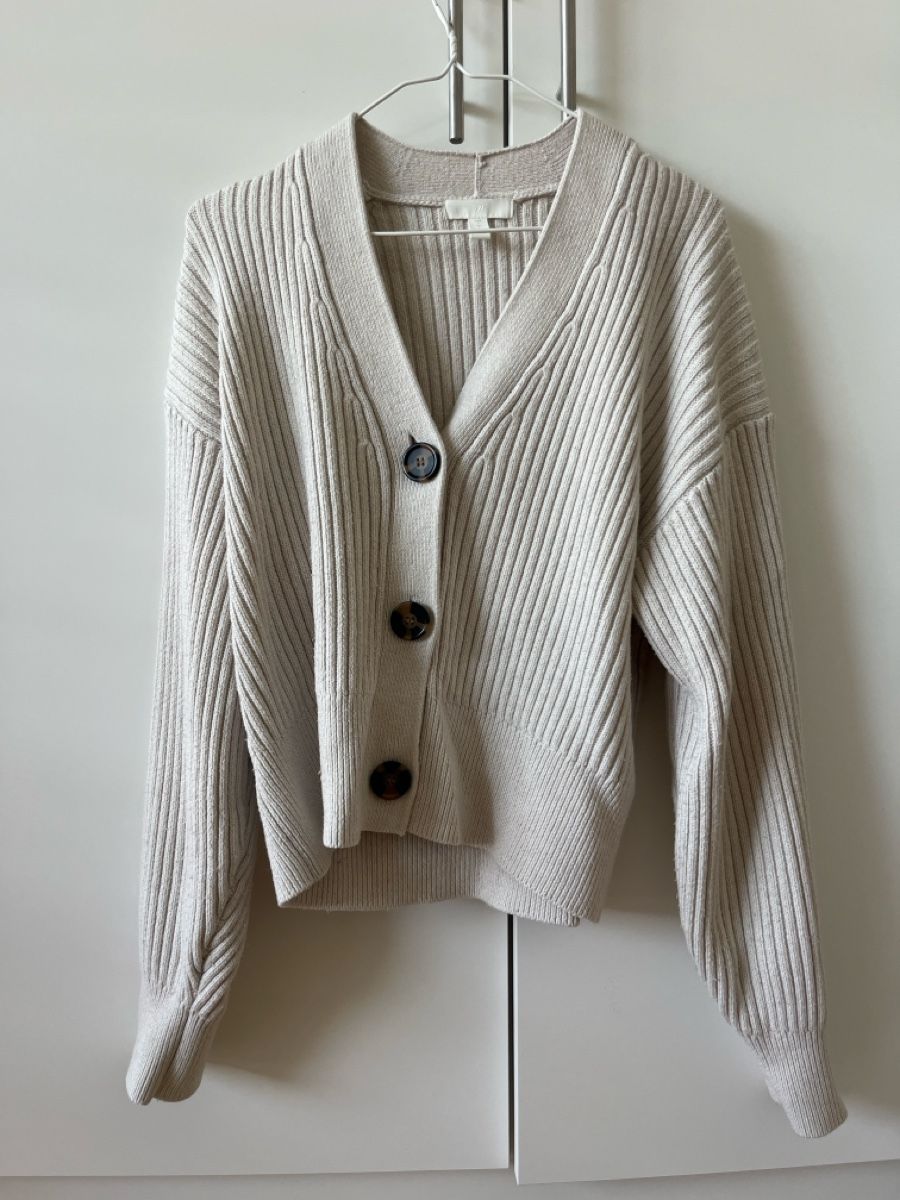 H&M Maglioni & Felpe: Knitted shirt – Usato da Männedorf venduto da cec_6vdr