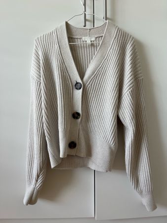 Knitted shirt